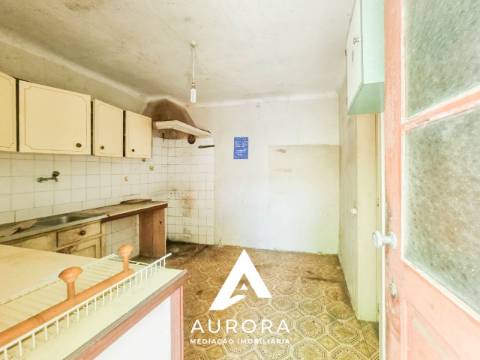 Moradia para reconstruir Lote de 220m2