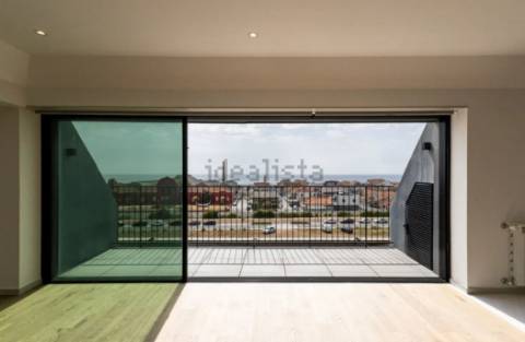 T3 Novo em Espinho com Vista Mar  – 100m da Praia | Box Fechada