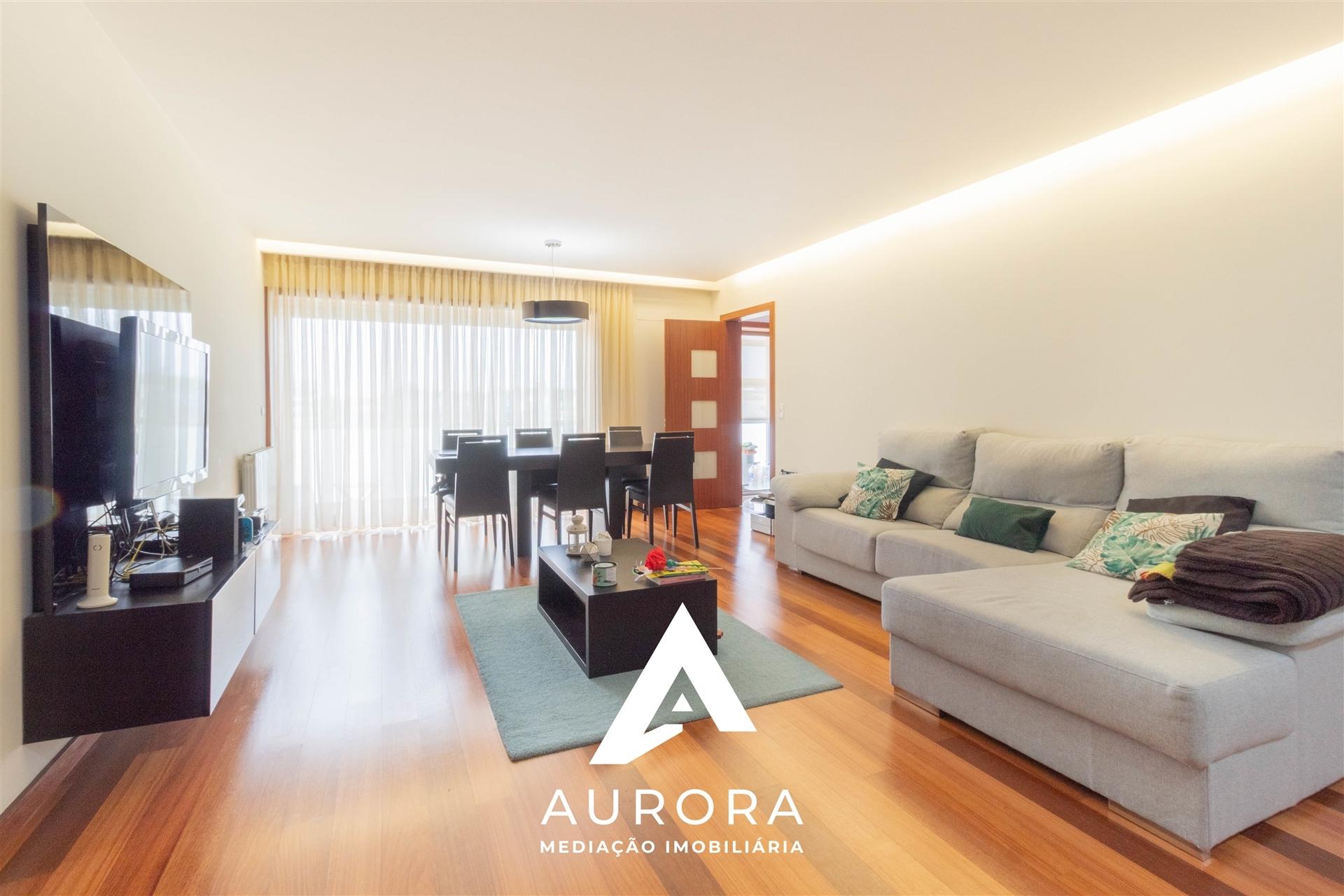 Apartamento T3+1 Venda em Arcozelo,Vila Nova de Gaia