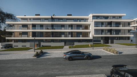 Apartamento T3 com varanda e garagem