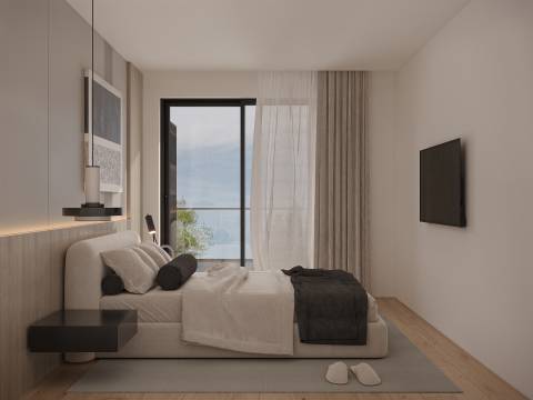 T3 Recuado Nascente/Poente/Sul - Varandas 149.3m2/ 2 Lugar de Garagem