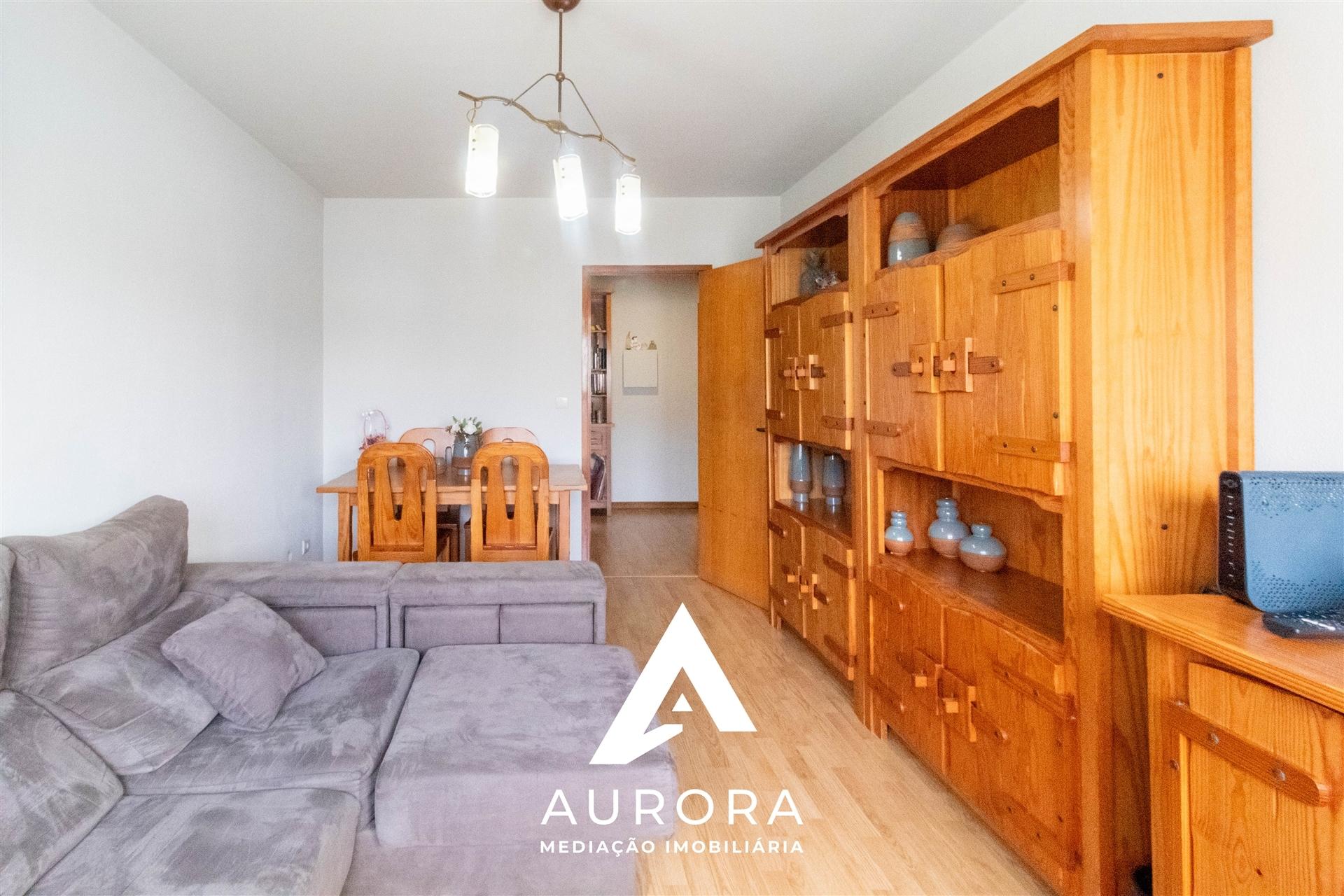 Apartamento T3 Venda em Vilar de Andorinho,Vila Nova de Gaia