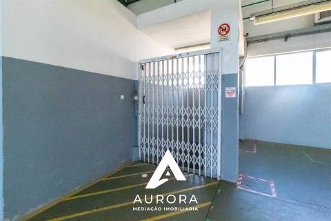 Armazém  Venda em Gulpilhares e Valadares,Vila Nova de Gaia