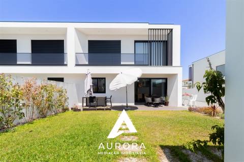 Moradia T4 Moderna em São João de Ver – Próxima de Santa Maria da Feira