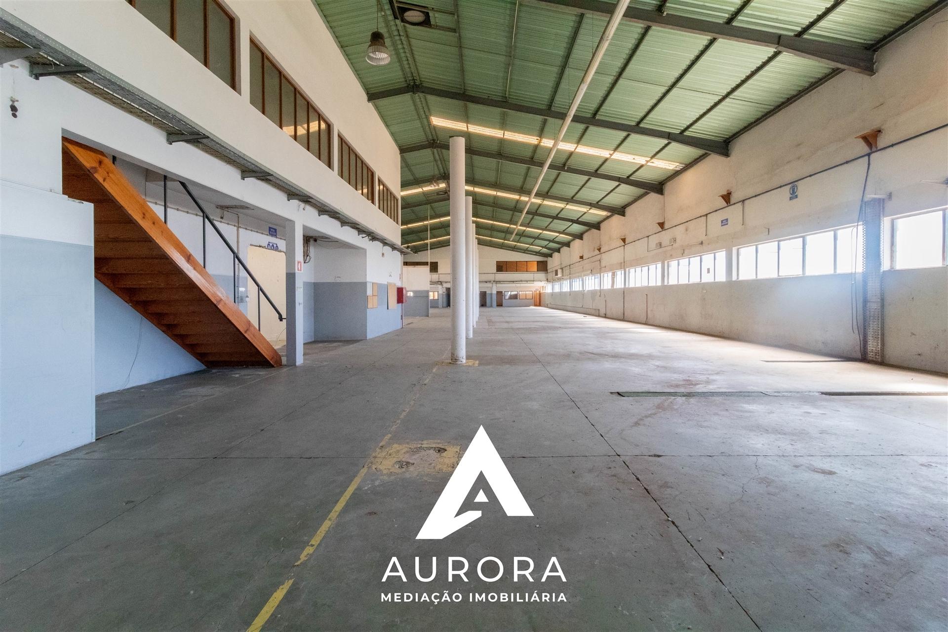 Armazém  Arrendamento em Gulpilhares e Valadares,Vila Nova de Gaia