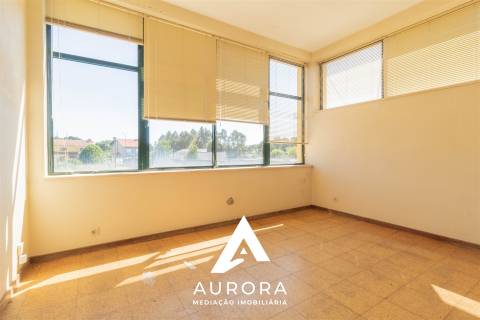 Armazém  Arrendamento em Gulpilhares e Valadares,Vila Nova de Gaia