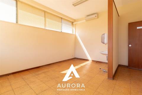 Armazém  Arrendamento em Gulpilhares e Valadares,Vila Nova de Gaia