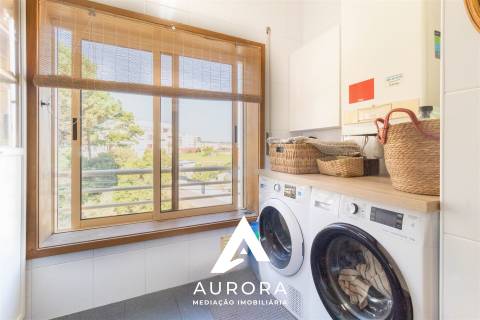 T3 Duplex com Terraço, Suite e Garagem Fechada – São Félix da Marinha