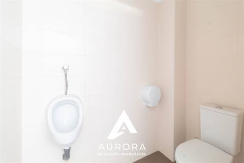 Loja  Arrendamento em São João da Madeira,São João da Madeira