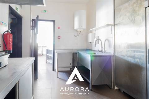 Loja  Arrendamento em São João da Madeira,São João da Madeira