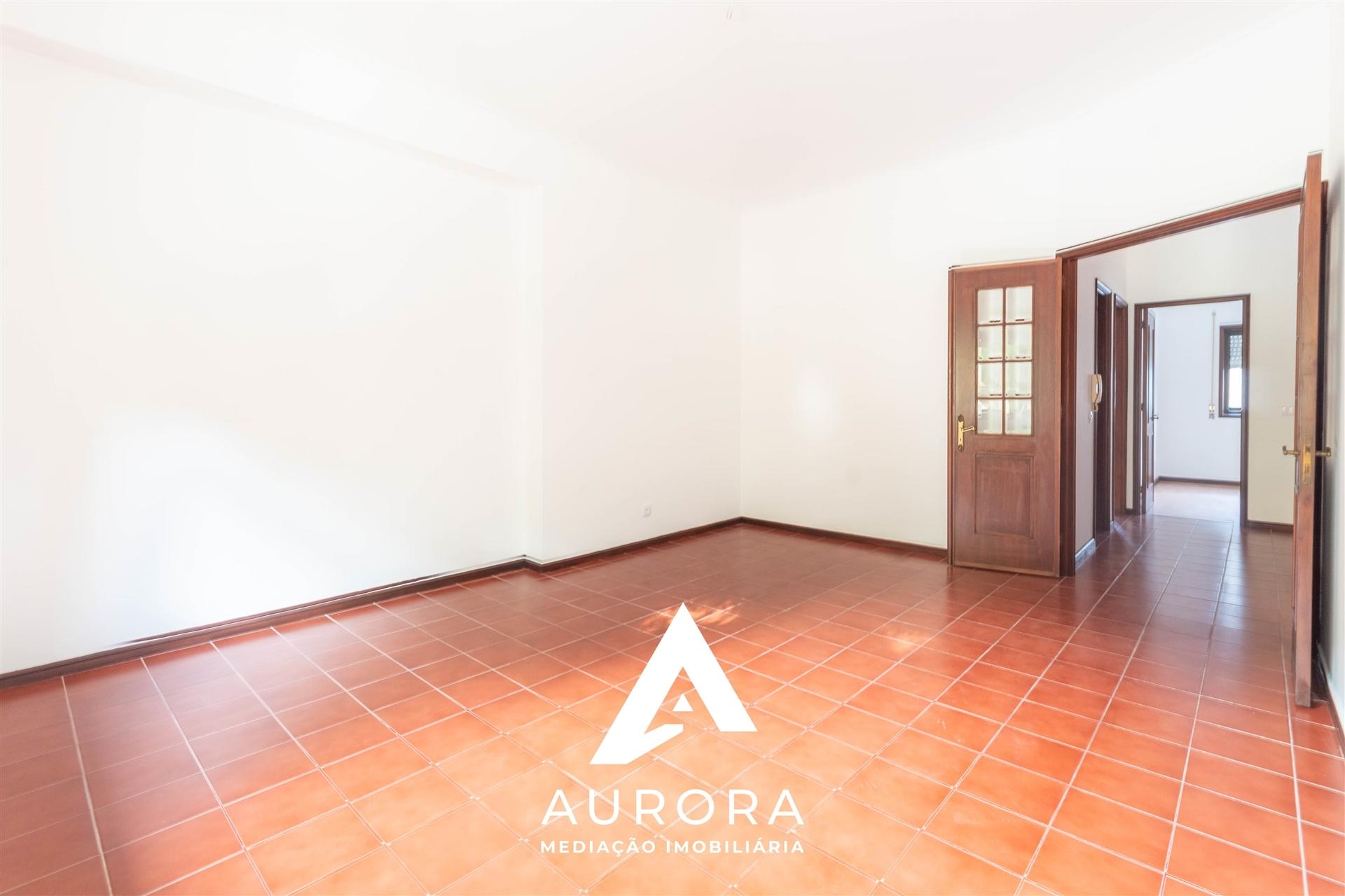Apartamento T3 Arrendamento em Espinho,Espinho