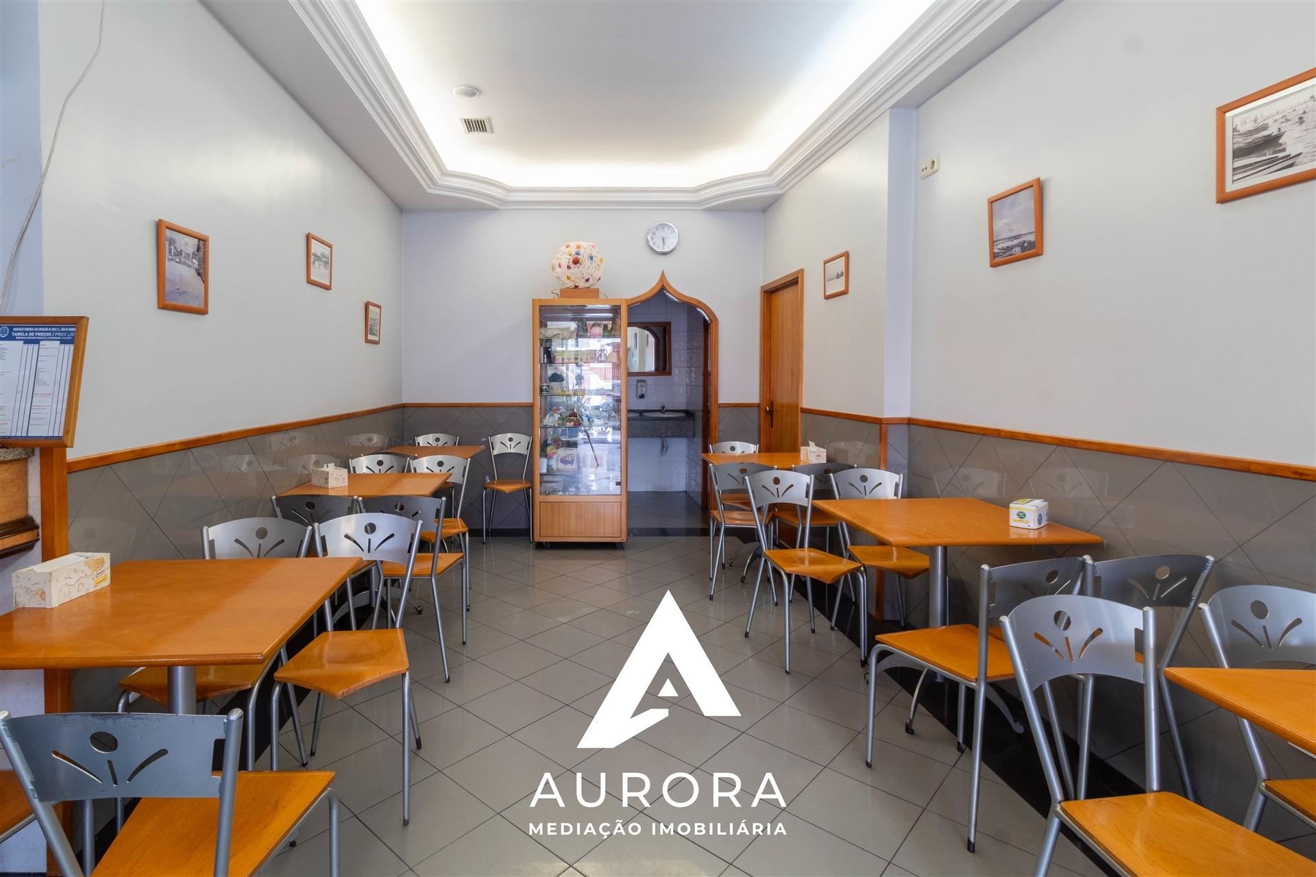 CAFÉ PARA VENDA - ESMORIZ