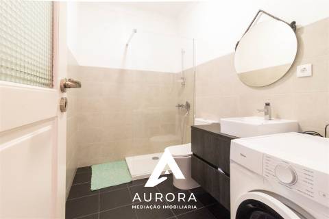 Andar Moradia T4 Arrendamento em Espinho,Espinho