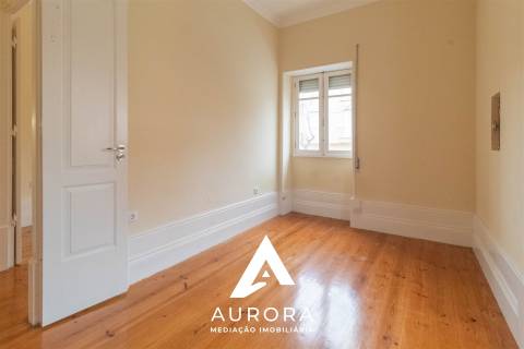 Andar Moradia T4 Arrendamento em Espinho,Espinho