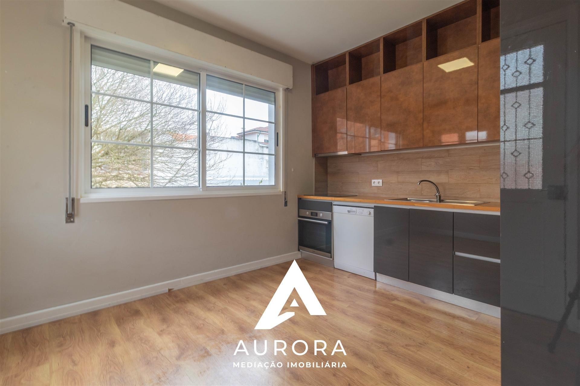 Andar Moradia T4 Arrendamento em Espinho,Espinho