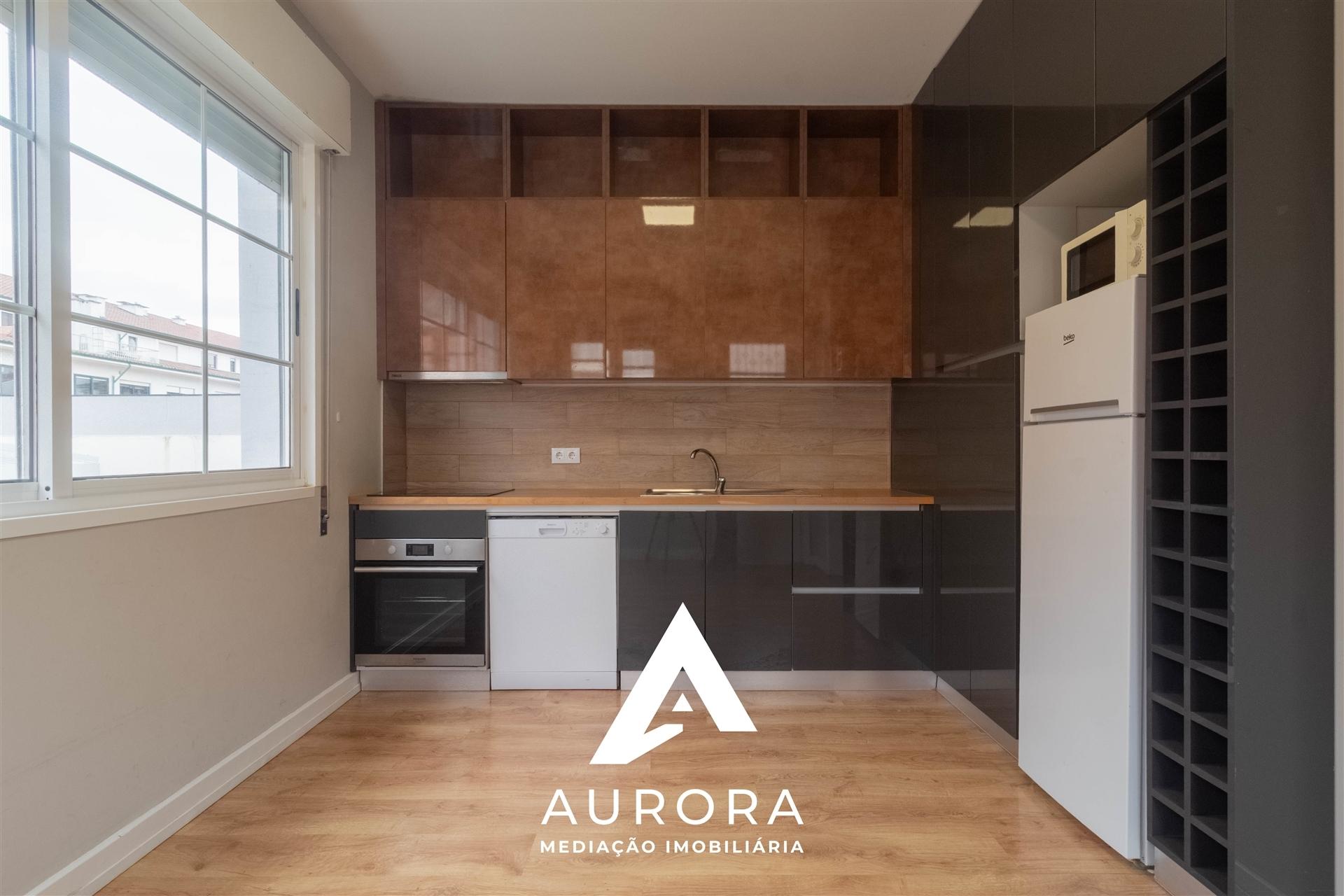 Andar Moradia T4 Arrendamento em Espinho,Espinho