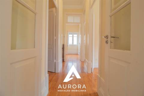 Andar Moradia T4 Arrendamento em Espinho,Espinho