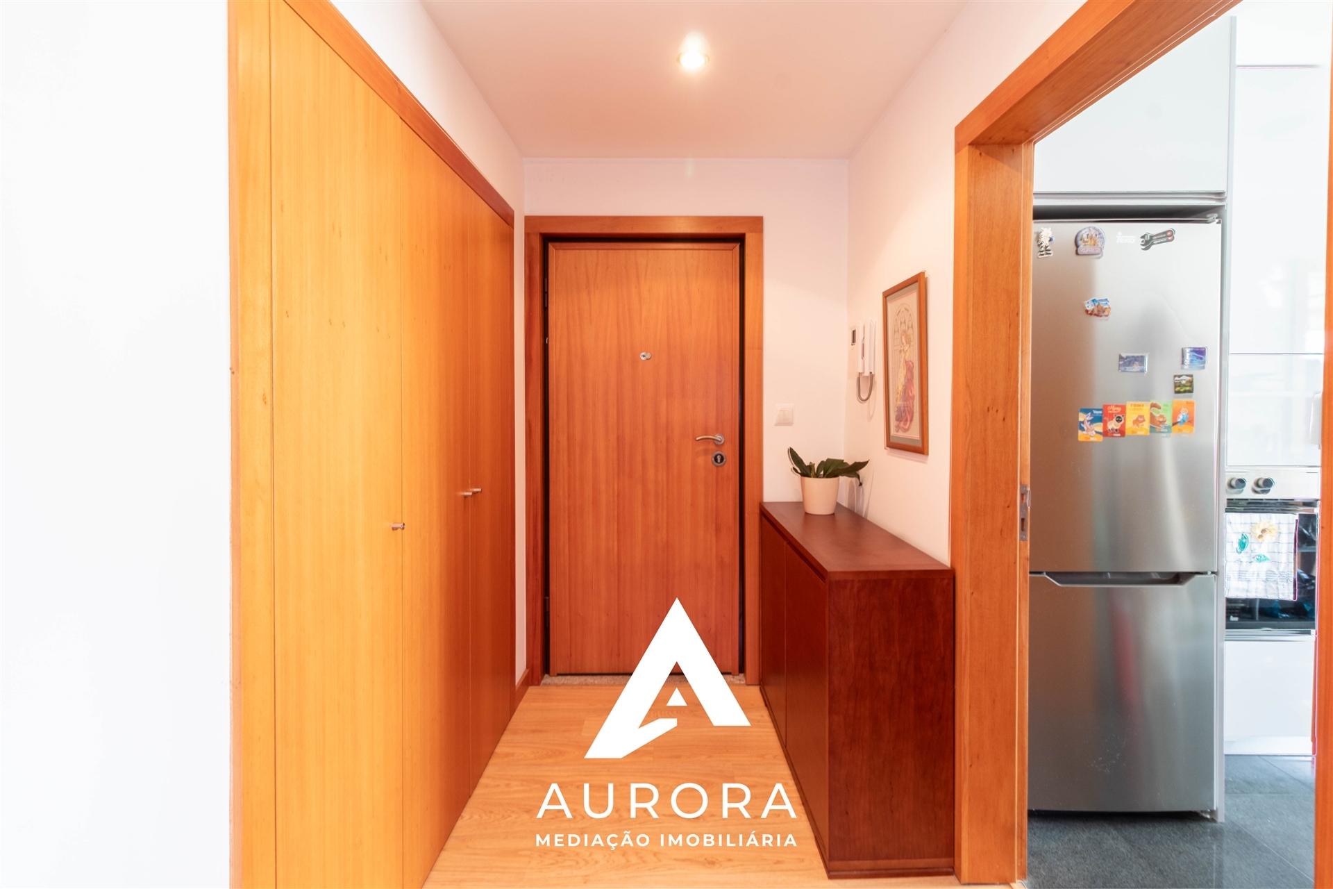 Apartamento T3 Esmoriz – 2.º andar com elevador, garagem, varandas e vistas desafogadas