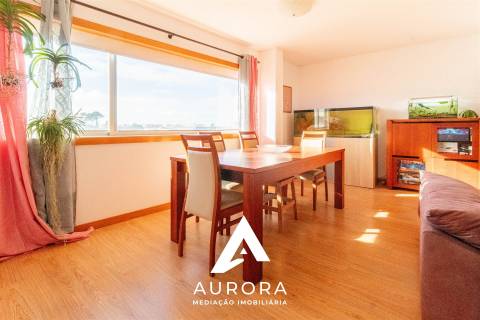 Apartamento T3 Esmoriz – 2.º andar com elevador, garagem, varandas e vistas desafogadas