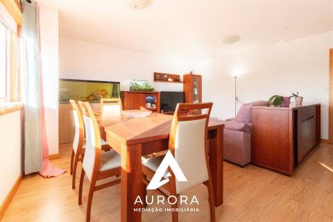 Apartamento T3 Esmoriz – 2.º andar com elevador, garagem, varandas e vistas desafogadas