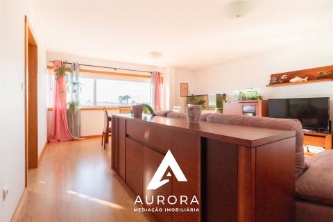 Apartamento T3 Esmoriz – 2.º andar com elevador, garagem, varandas e vistas desafogadas