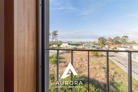Apartamento T3 Esmoriz – 2.º andar com elevador, garagem, varandas e vistas desafogadas