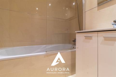 Apartamento T3 Esmoriz – 2.º andar com elevador, garagem, varandas e vistas desafogadas