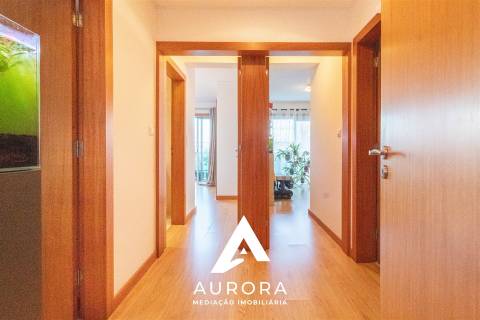 Apartamento T3 Esmoriz – 2.º andar com elevador, garagem, varandas e vistas desafogadas