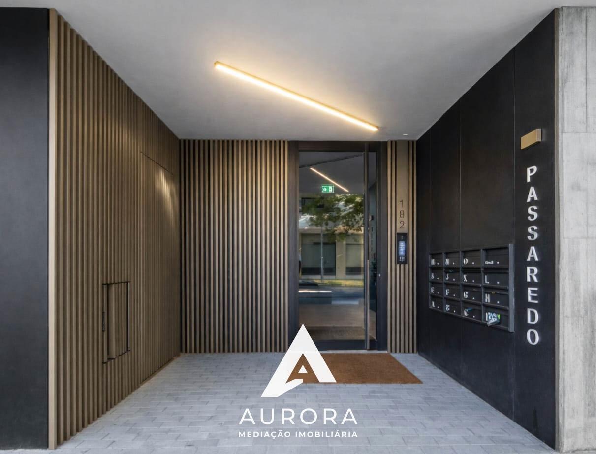 Apartamento T2 a 100 metros da praia Garagem Box