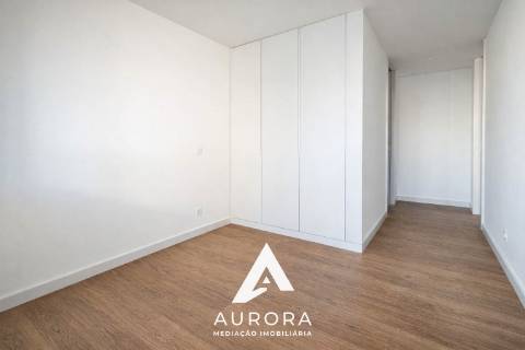 Apartamento T2 a 100 metros da praia Garagem Box