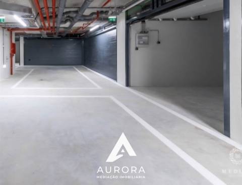 Apartamento T2 a 100 metros da praia Garagem Box