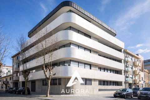 Apartamento T2 a 100 metros da praia Garagem Box