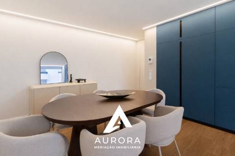 Apartamento T2 a 100 metros da praia Garagem Box