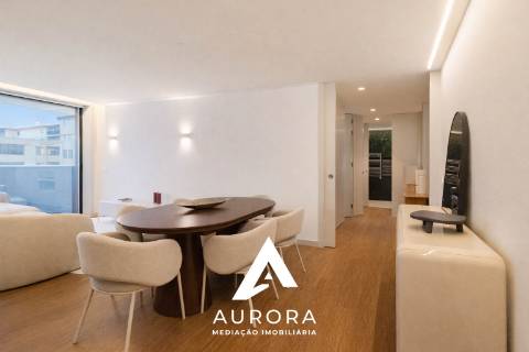 Apartamento T2 a 100 metros da praia Garagem Box