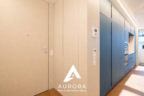 Apartamento T2 a 100 metros da praia Garagem Box