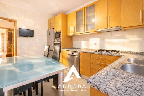 Apartamento T3 Venda em Oliveira de Azeméis, Santiago de Riba-Ul, Ul, Macinhata da Seixa e Madail,Oliveira de Azeméis