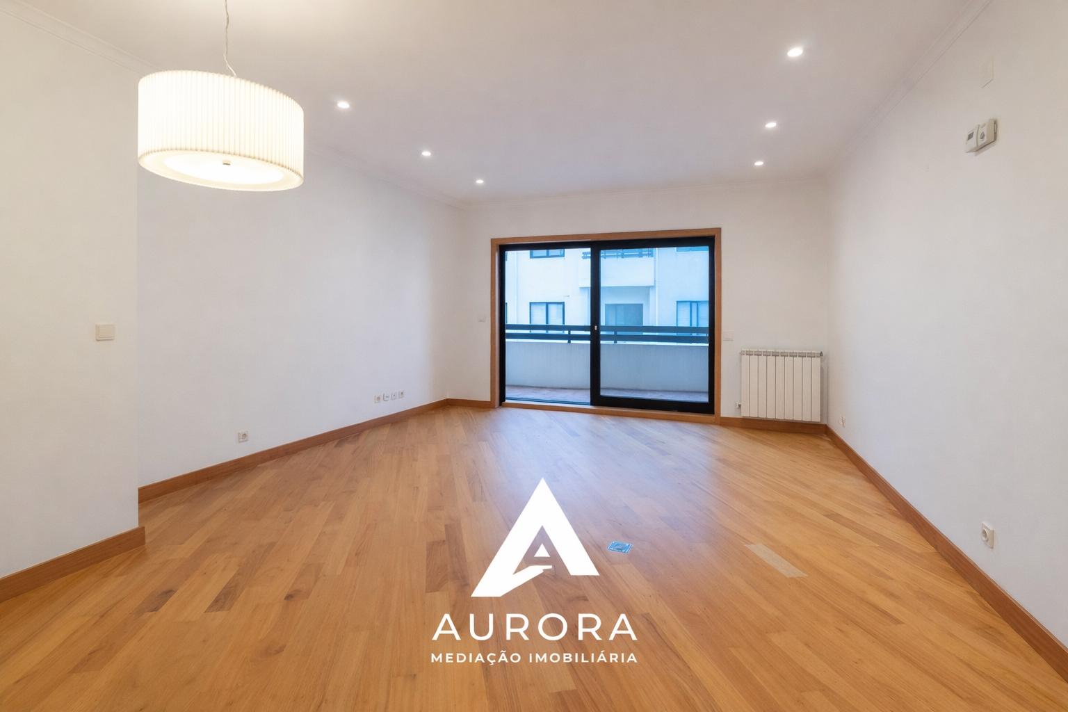 Apartamento T3 Arrendamento em Espinho,Espinho
