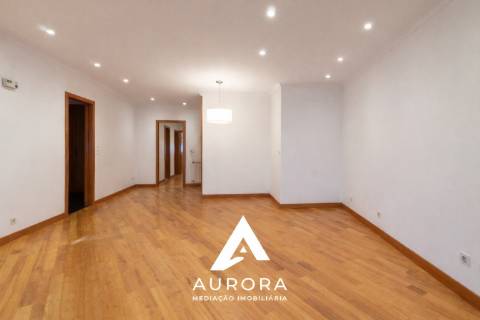 Apartamento T3 Arrendamento em Espinho,Espinho