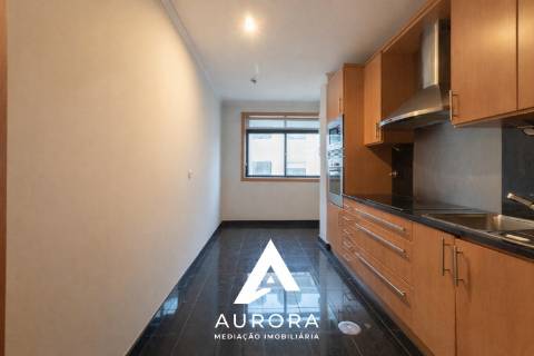 Apartamento T3 Arrendamento em Espinho,Espinho