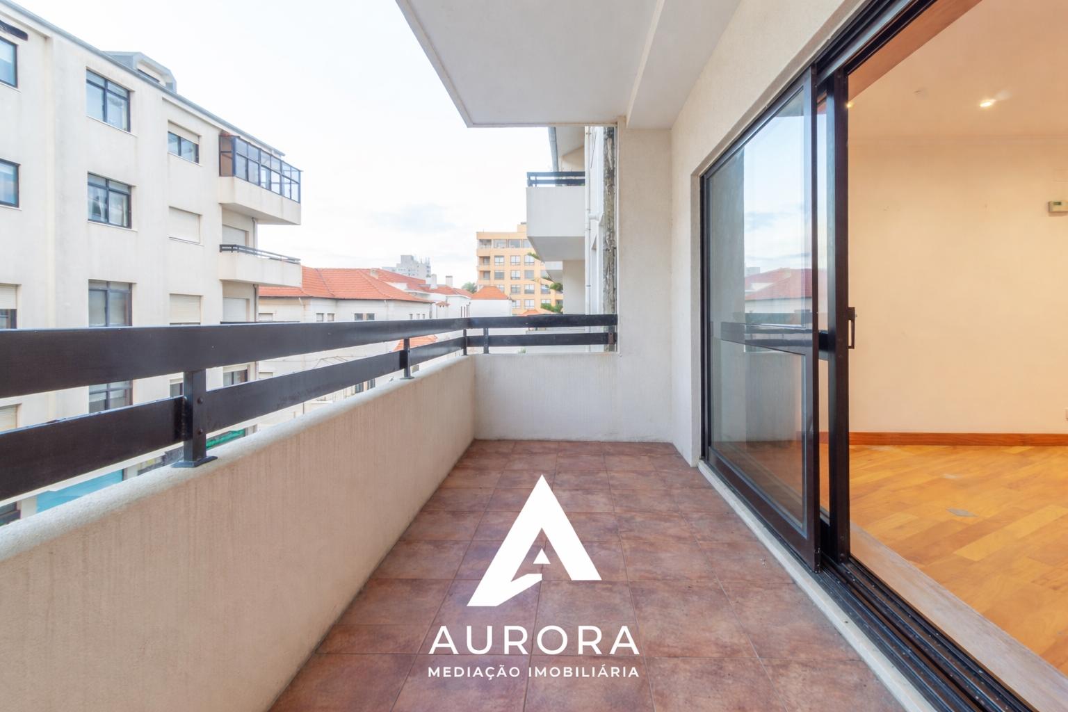 Apartamento T3 Arrendamento em Espinho,Espinho