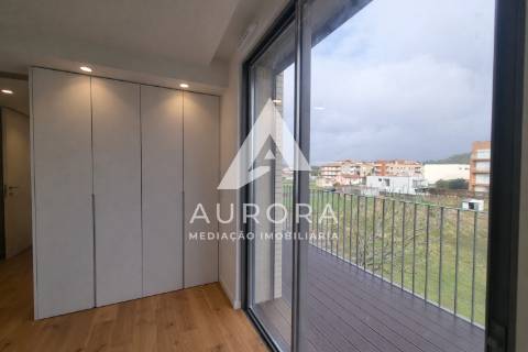 Apartamento T2 último piso - Vista mar - Varanda Sul - 3 Lugares de garagem + Arrumos