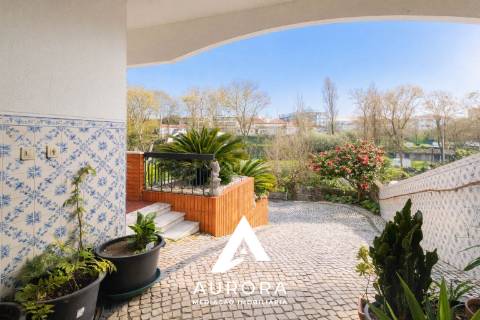 Moradia T6 Venda em Anta e Guetim,Espinho