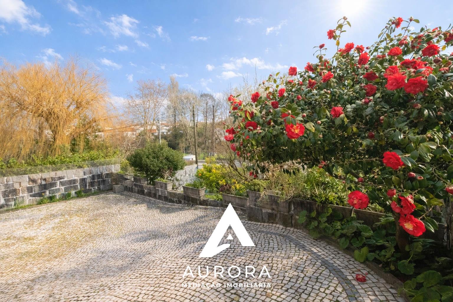 Moradia T6 Venda em Anta e Guetim,Espinho