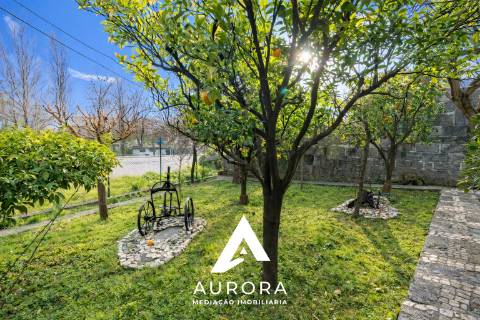 Moradia T6 Venda em Anta e Guetim,Espinho