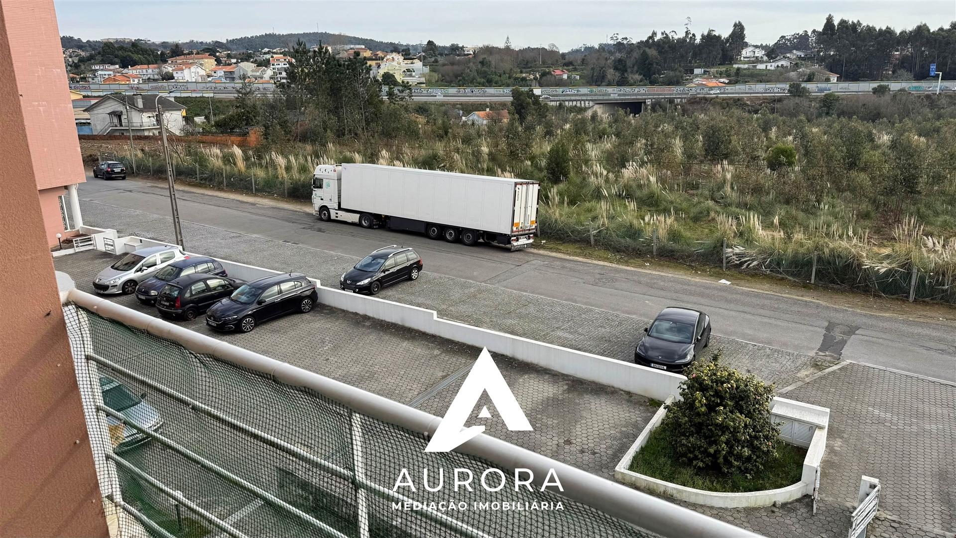 Apartamento T2 Arrendamento em Grijó e Sermonde,Vila Nova de Gaia