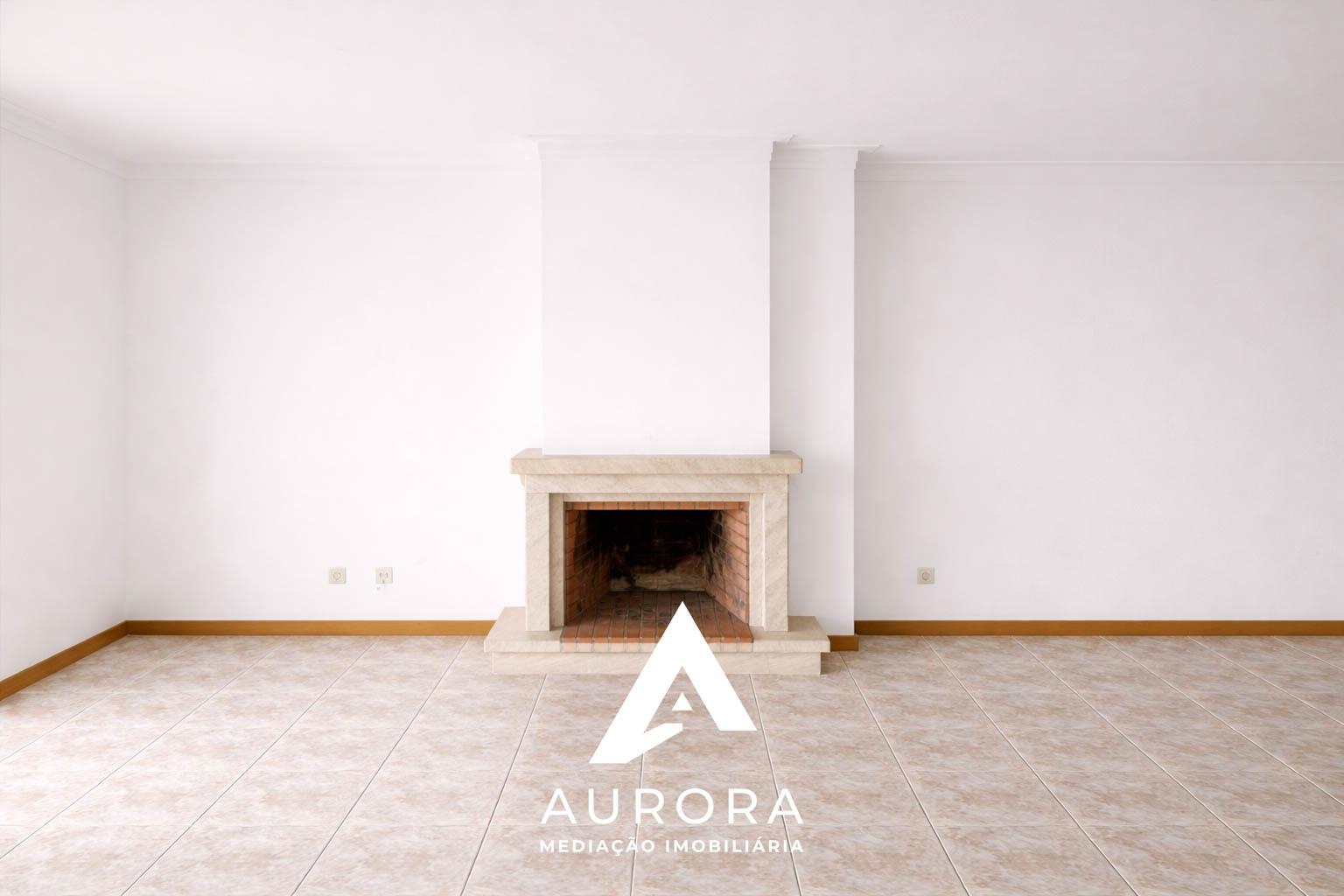 Apartamento T2 Arrendamento em Grijó e Sermonde,Vila Nova de Gaia