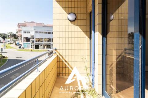 Apartamento T3 no centro de Fiães, Santa Maria da Feira, Renovado