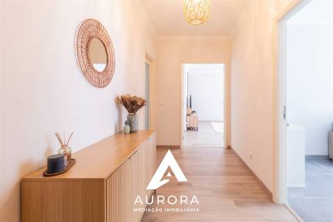 Apartamento T3 no centro de Fiães, Santa Maria da Feira, Renovado