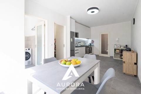 Apartamento T3 no centro de Fiães, Santa Maria da Feira, Renovado