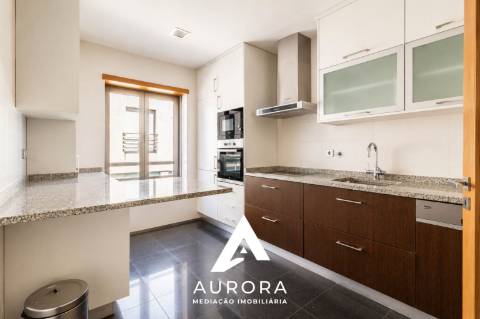 Apartamento T3 Arrendamento em Espinho,Espinho